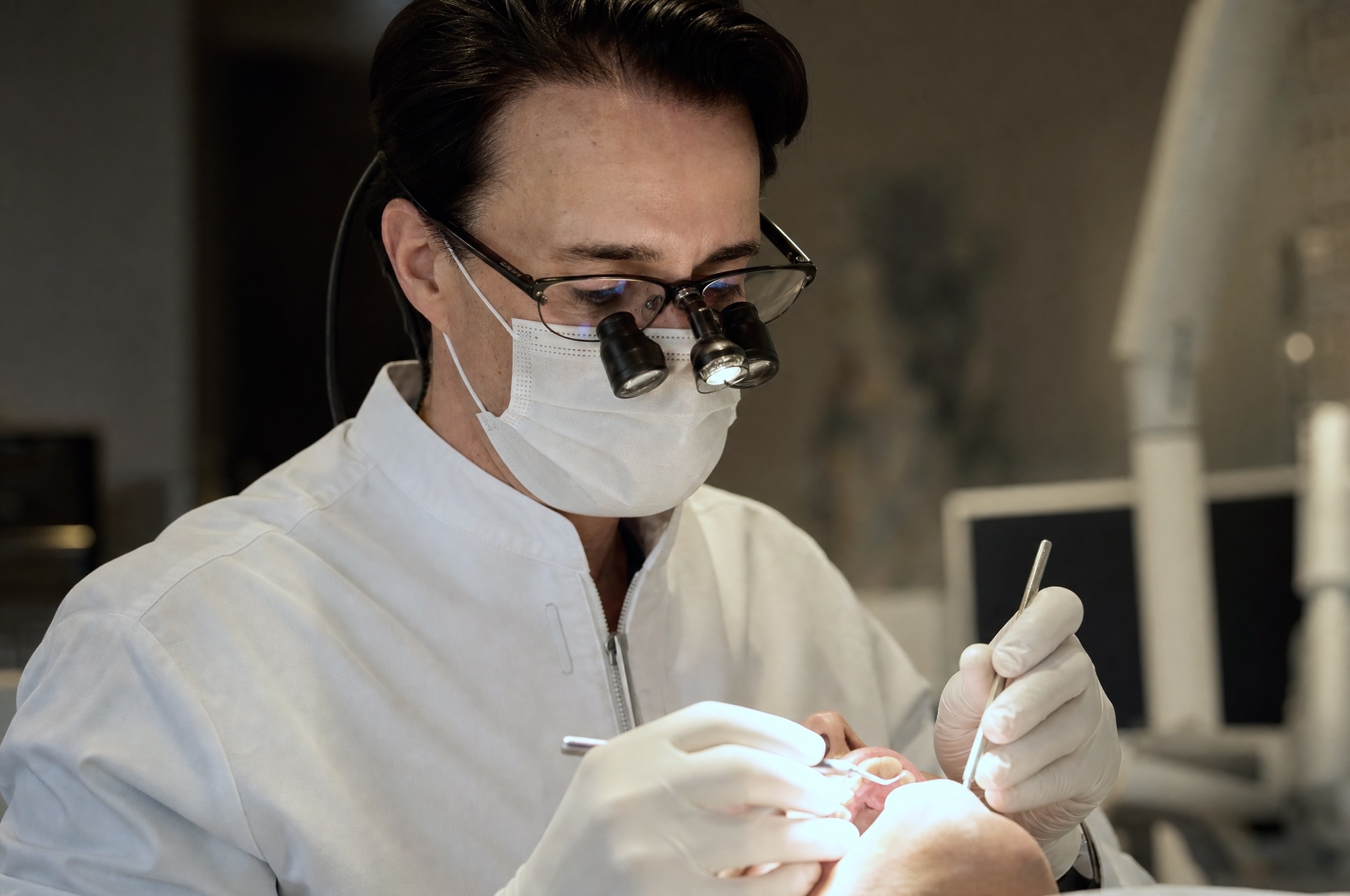 Dr. Cristea performing computer-guided implant surgery